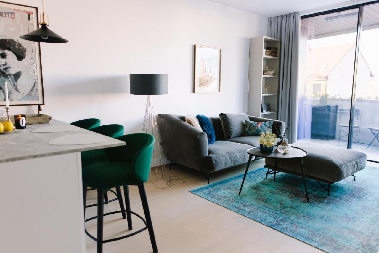 Design Apartman - Free Parking Szegedin Exterior foto